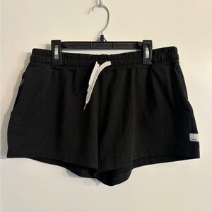 Vuori Women's Halo Performance Short Black Comfy Athleisure Gym VW339 - Size M